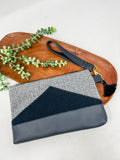 Move Wristlet